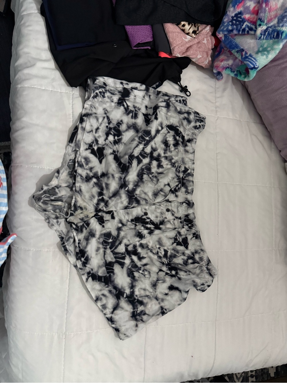 Victoria's Secret PINK Black and White Tie-Dye Sleep Shorts-XL